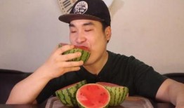 被吃瓜的网红是谁啊,当红网红被吃瓜群众热议背后的真相